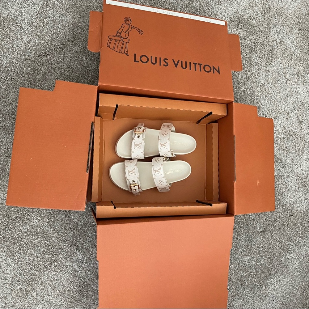 Authentic Louis Vuitton Bom Dia comfort Flat like new size 41 (US10) - Picture 7 of 13